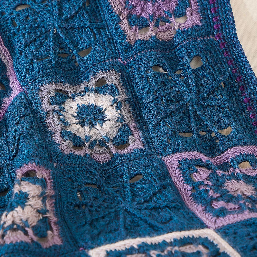 Radiant Echoes Blanket