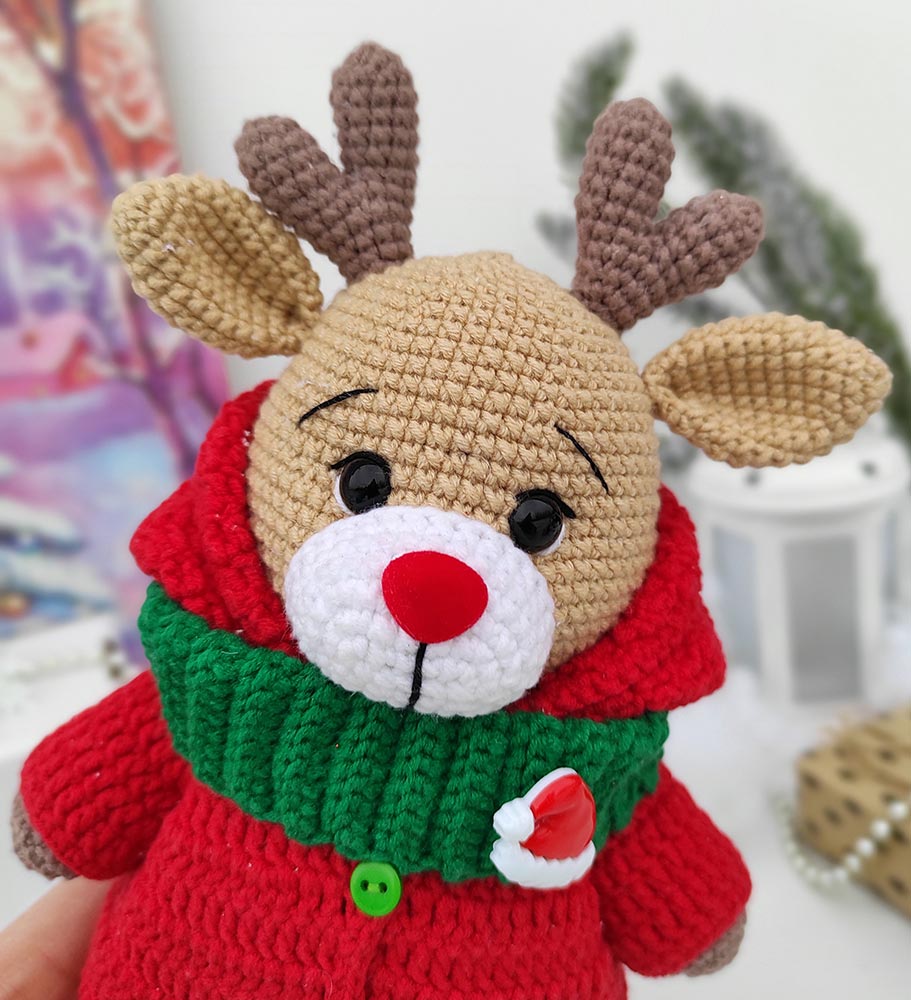 Ollie Deer Crochet Kit