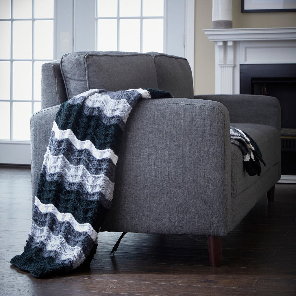 Soft Waves Throw
